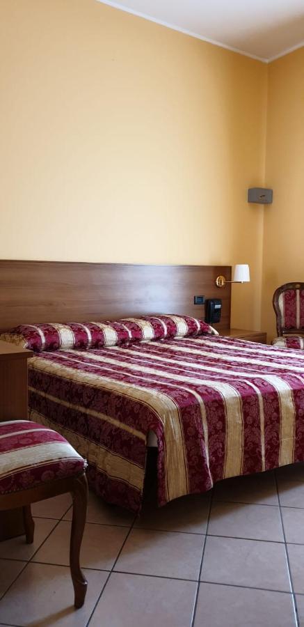 Hotel Scrivano Randazzo Eksteriør bilde